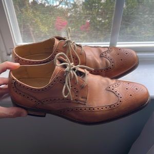 Size 10 M Cole Haan brown dress shoes.